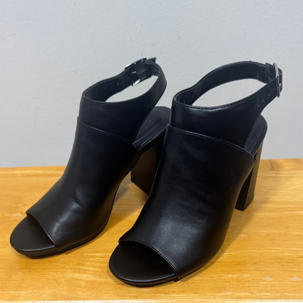 A New Day Black Open-Toe Block Heel Bootie Sandals size 6